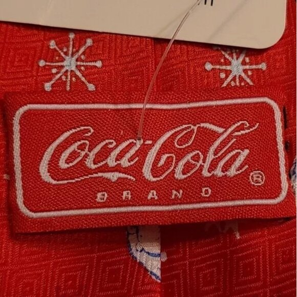 Vintage Coca-Cola Polar Bears Holiday Necktie | Christmas | Seasonal | Novelty - Picture 5 of 5